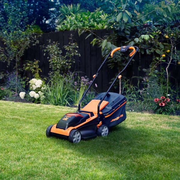 LawnMaster MX 24V 32cm Cordless Lawn Mower with 4.0Ah Battery and Fast Charger. With cut height adjust, rear roller and edging combs. For small lawns up to 150m2. Supplied with spare 32cm blade. - Image 3