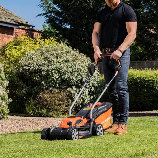 Yard Force 40V 32cm Cordless Lawnmower with Lithium-ion Battery and Quick Charger LM G32, Black/Orange - Image 7