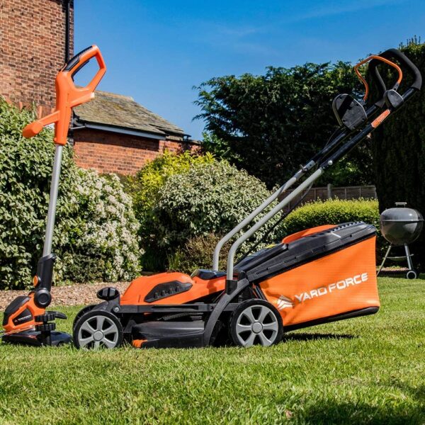 Yard Force 40V 32cm Cordless Lawnmower with Lithium-ion Battery and Quick Charger LM G32, Black/Orange - Image 11