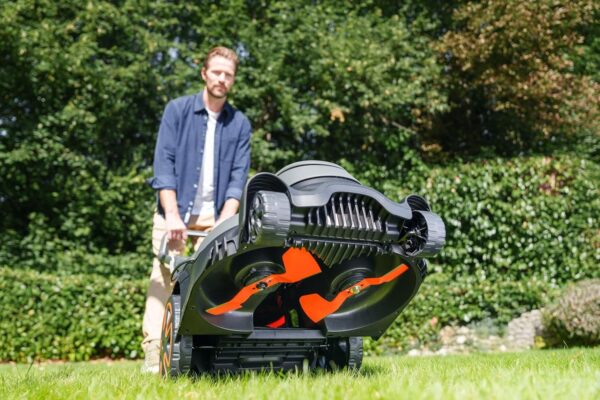 Flymo 36V UltraMow Duo 460 Cordless Lawn Mower – Powerful & Efficient with 46cm Cutting Width and Dual Blades – Includes 2x 2.5Ah Batteries & Chargers - Image 5