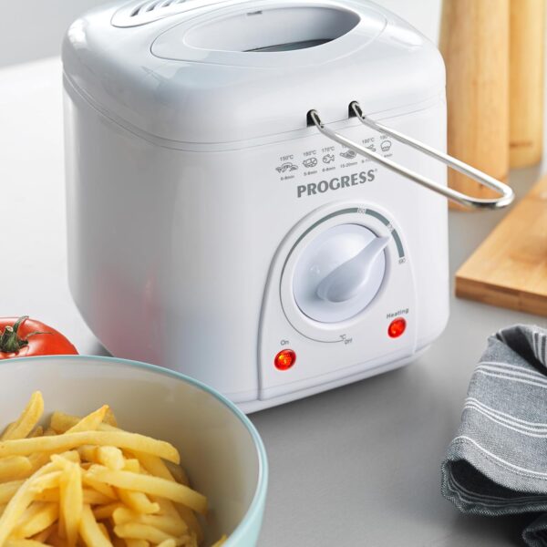 Progress EK2969P Electric 1L Mini Deep Fat Fryer - Removable Cooking Basket, Easy Clean, Non-Slip, Variable Temperature Control to 190°, Non-Stick Oil Tank, Detachable Handle, Countertop Chip Pan - Image 6