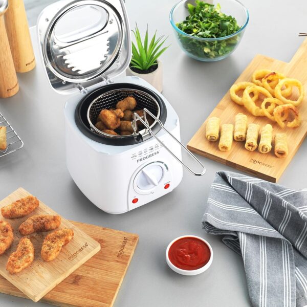 Progress EK2969P Electric 1L Mini Deep Fat Fryer - Removable Cooking Basket, Easy Clean, Non-Slip, Variable Temperature Control to 190°, Non-Stick Oil Tank, Detachable Handle, Countertop Chip Pan - Image 8