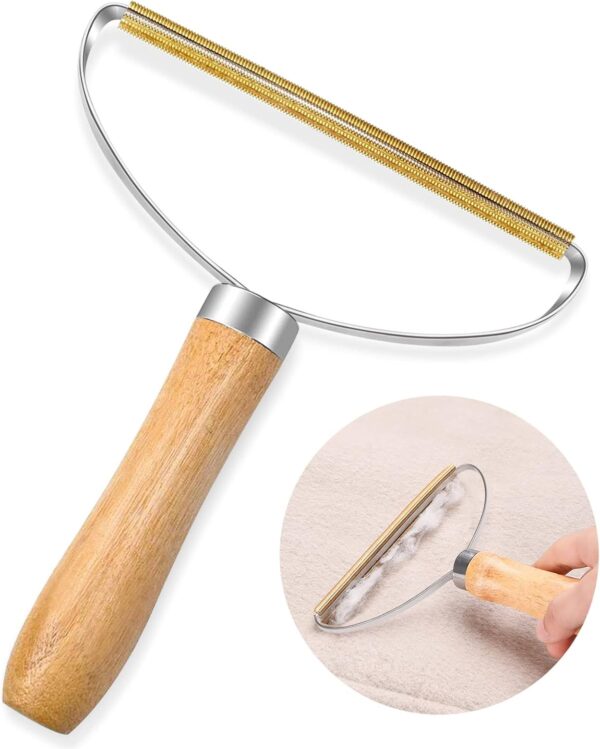 MOTONG 1 Pack Lint Remover, Double Carpet Scraper Manual Brush Tool Shaver Clothes Fuzz Roller Wooden Handle Reusable Mini Lint Cleaner for Pet Hair, Fuzz - Image 2